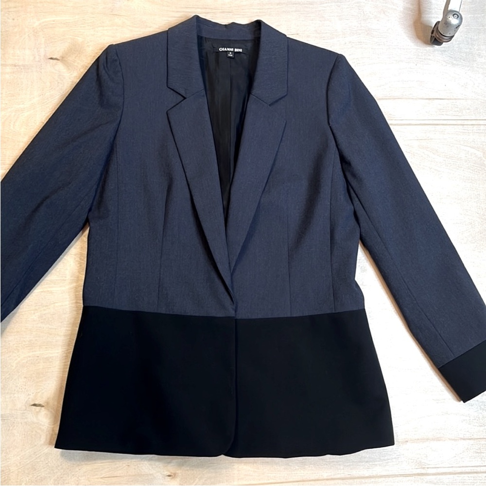 Colorblock Blazer Navy Blue with Black Hems  Jacket Size 6